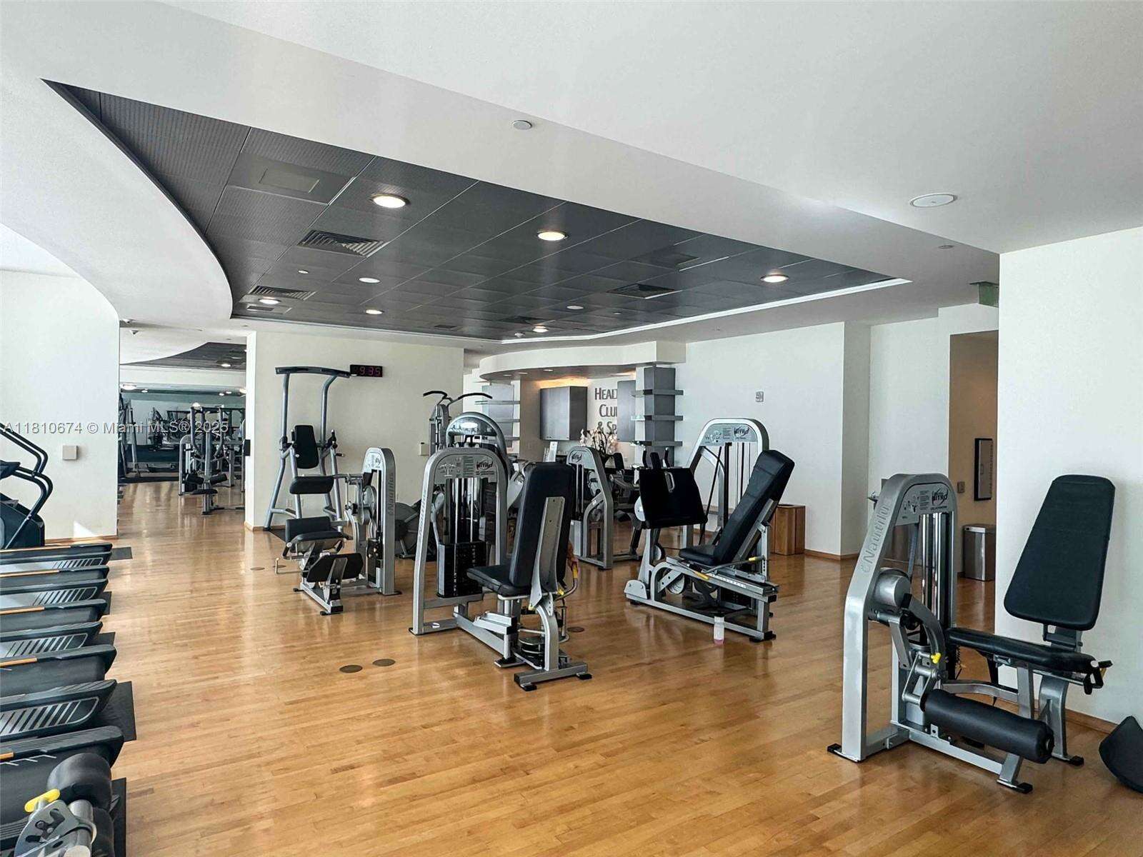 Jade At Brickell Bay at 1331 Brickell Bay Dr, Miami, FL 33131 - For Sale photo 16