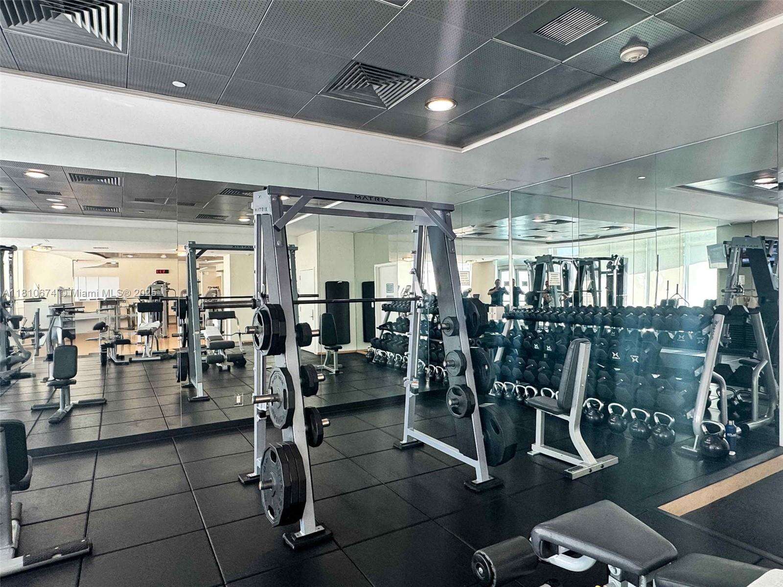 Jade At Brickell Bay at 1331 Brickell Bay Dr, Miami, FL 33131 - For Sale photo 20