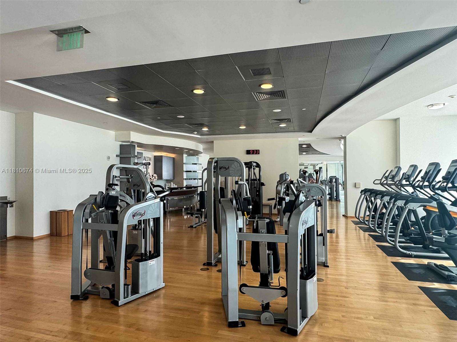 Jade At Brickell Bay at 1331 Brickell Bay Dr, Miami, FL 33131 - For Sale photo 23