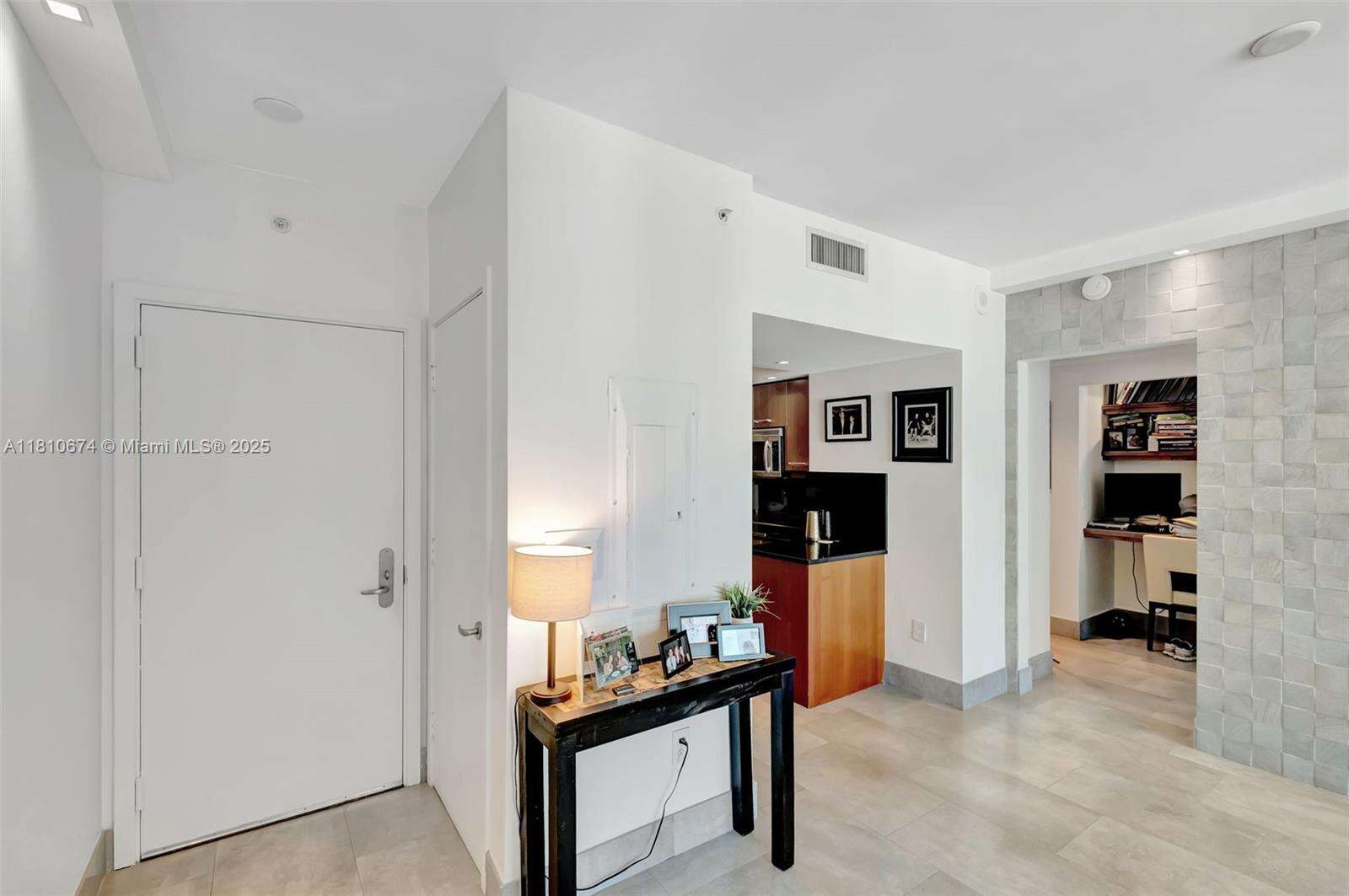 Jade At Brickell Bay at 1331 Brickell Bay Dr, Miami, FL 33131 - For Sale photo 10