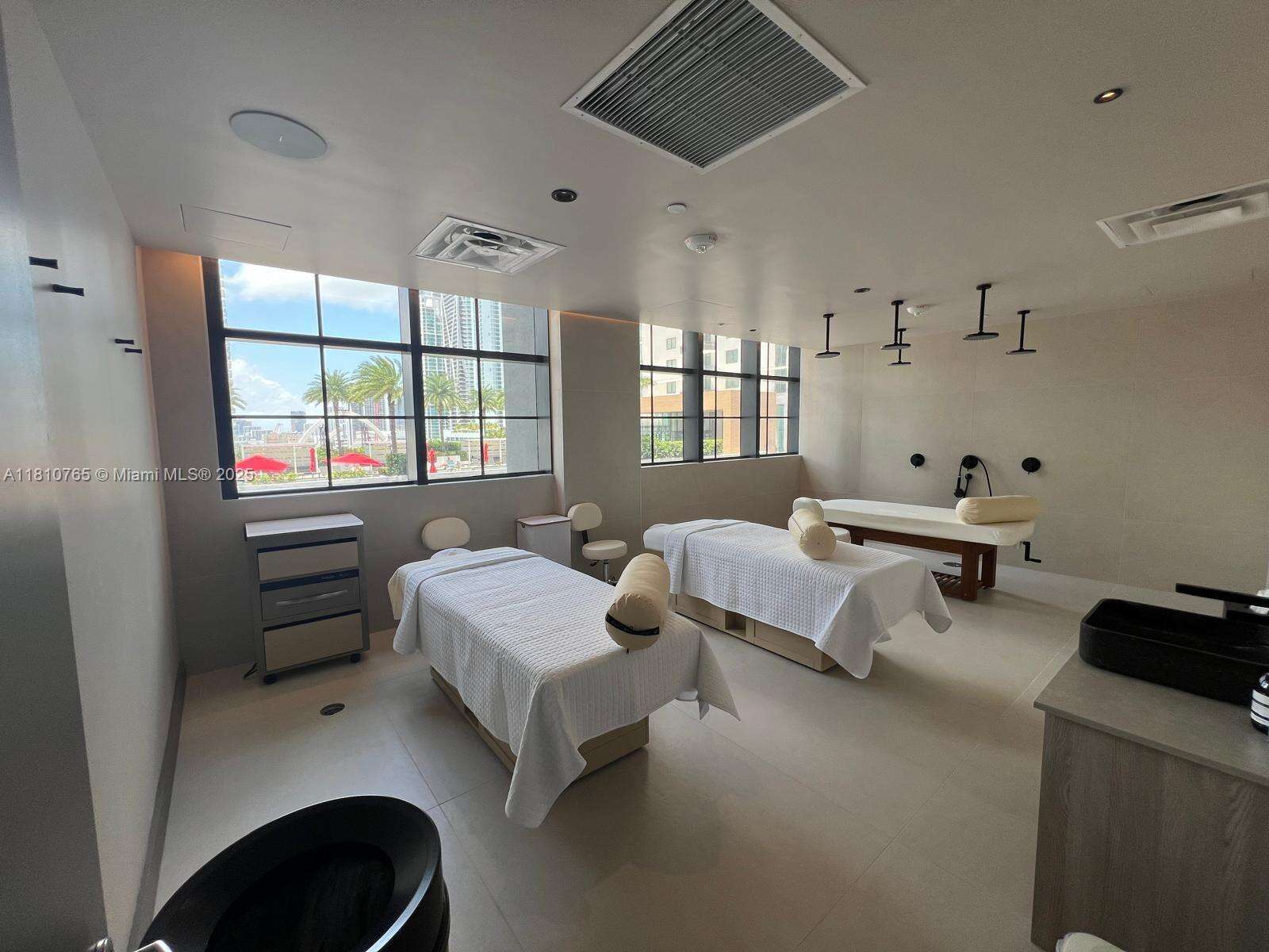 Natiivo | Gale Miami at 159 NE 6 St, Miami, FL 33132 - For Sale photo 40