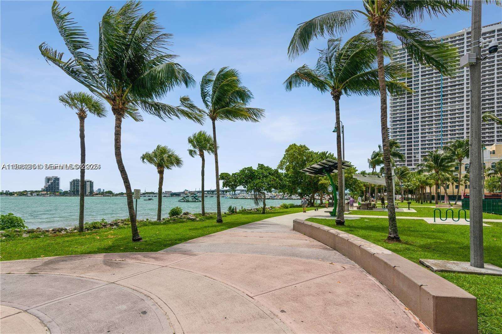 Aria On The Bay at 488 18 St, Miami, FL 33132 - For Sale photo 22