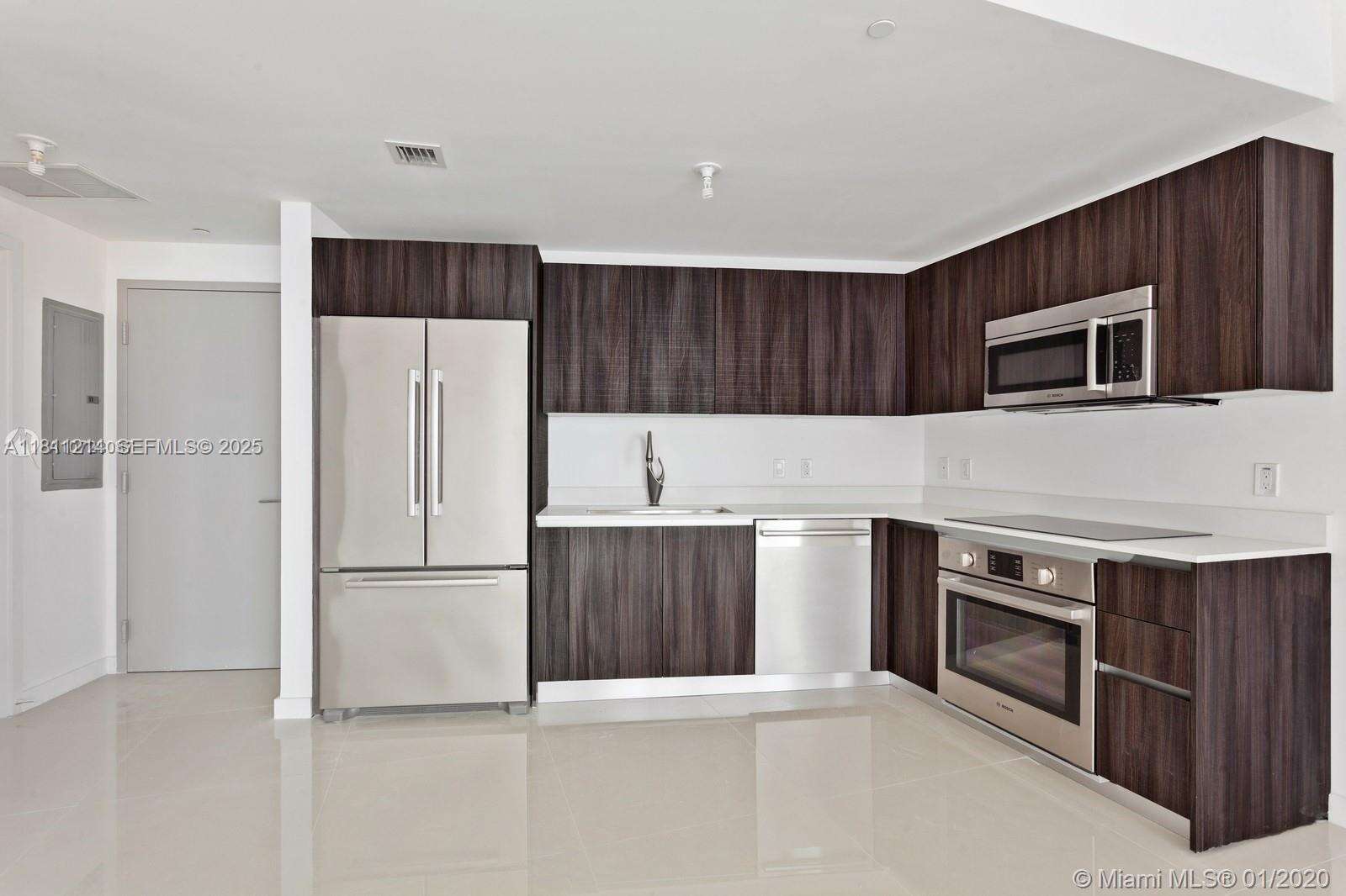Aria On The Bay at 488 18 St, Miami, FL 33132 - For Sale photo 4