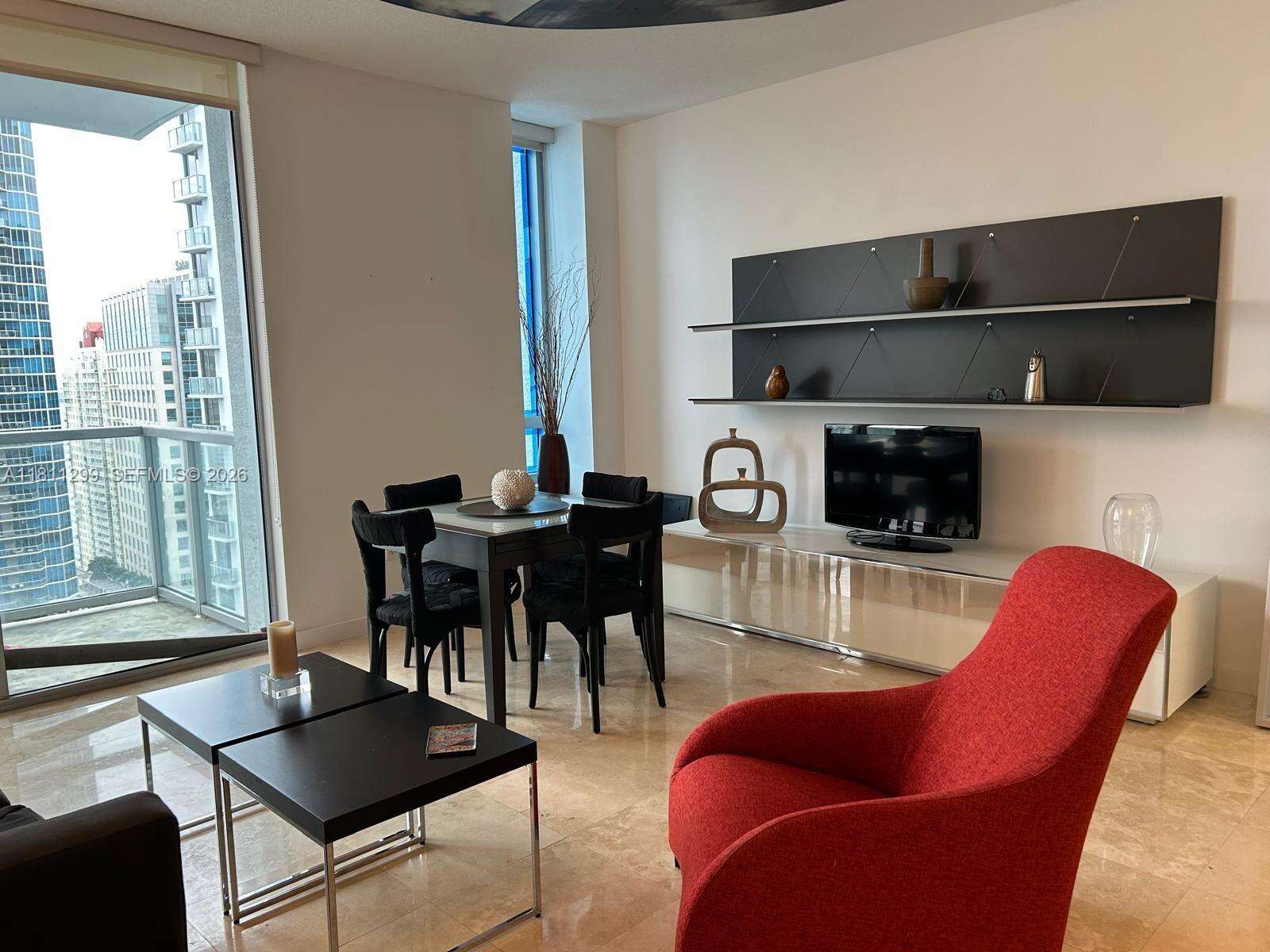 1060 Brickell at 1050 Brickell Ave, Miami, FL 33131 - For Sale photo 3