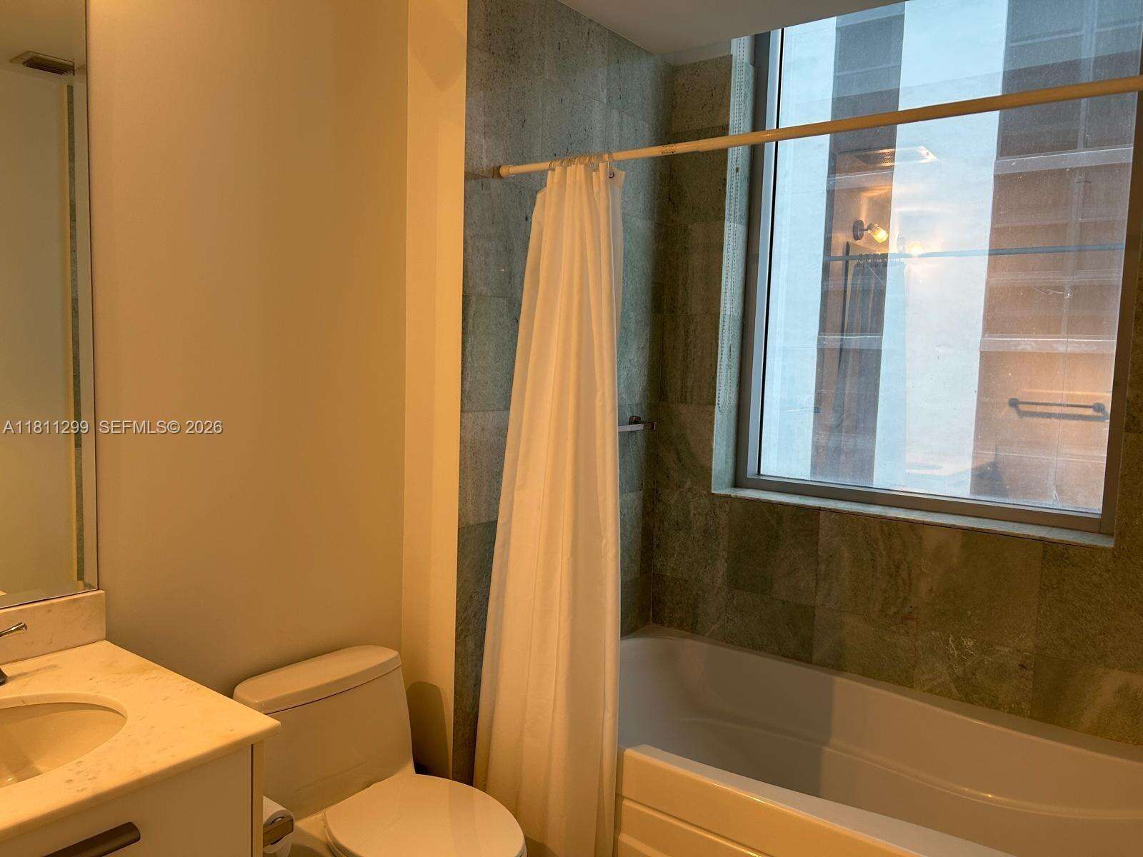 1060 Brickell at 1050 Brickell Ave, Miami, FL 33131 - For Sale photo 9