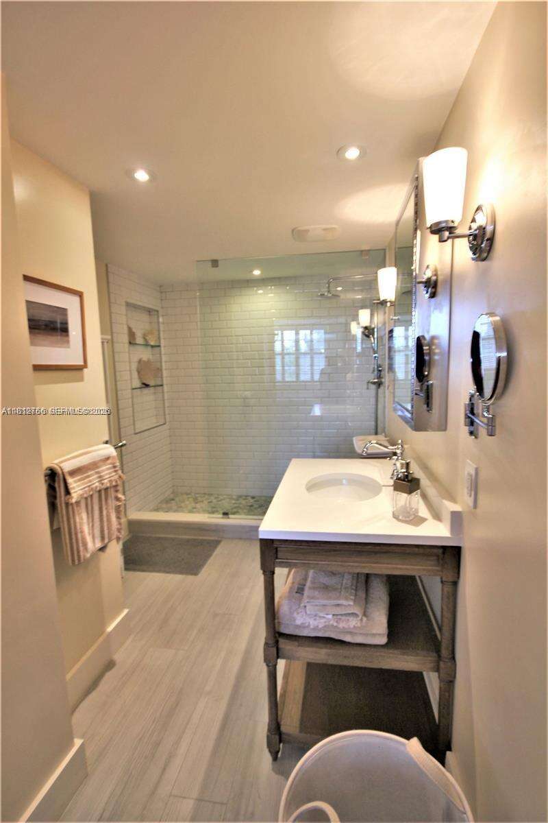 Seacoast 5151 at 5161 Collins Ave, Miami Beach, FL 33140 - For Sale photo 13