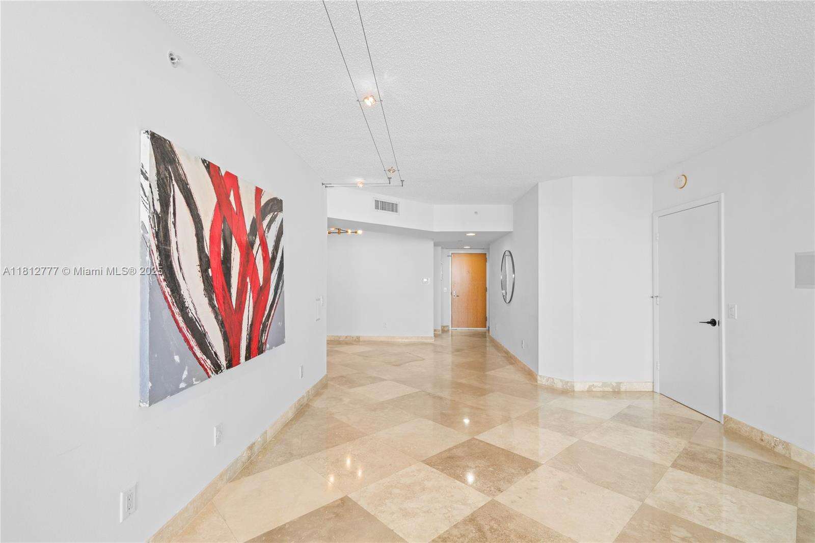 South Tower At The Point at 21055 Yacht Club Dr, Aventura, FL 33180 - For Sale photo 5