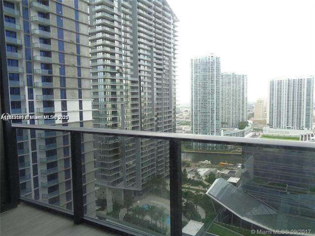 Brickell Heights East at 45 9th St, Miami, FL 33130 - For Sale photo 2
