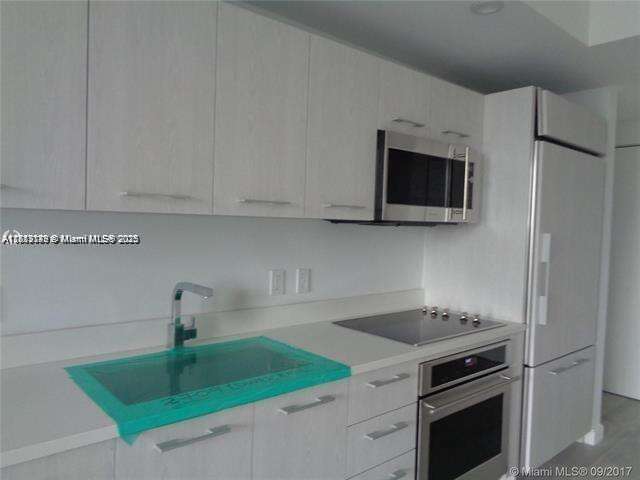 Brickell Heights East at 45 9th St, Miami, FL 33130 - For Sale photo 5