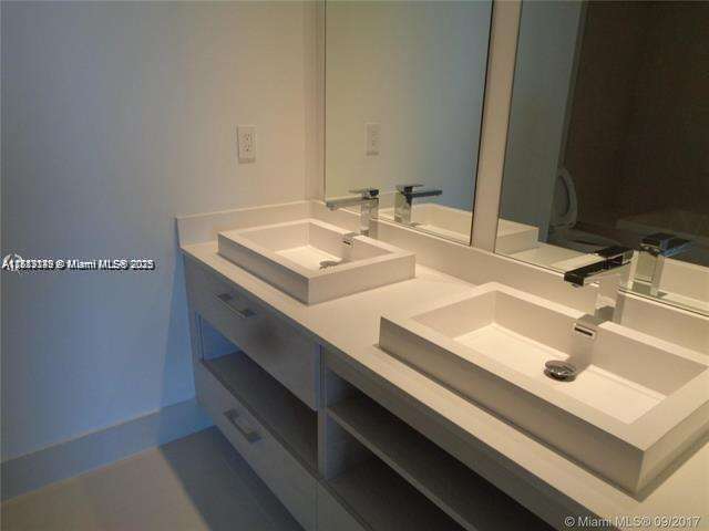 Brickell Heights East at 45 9th St, Miami, FL 33130 - For Sale photo 10