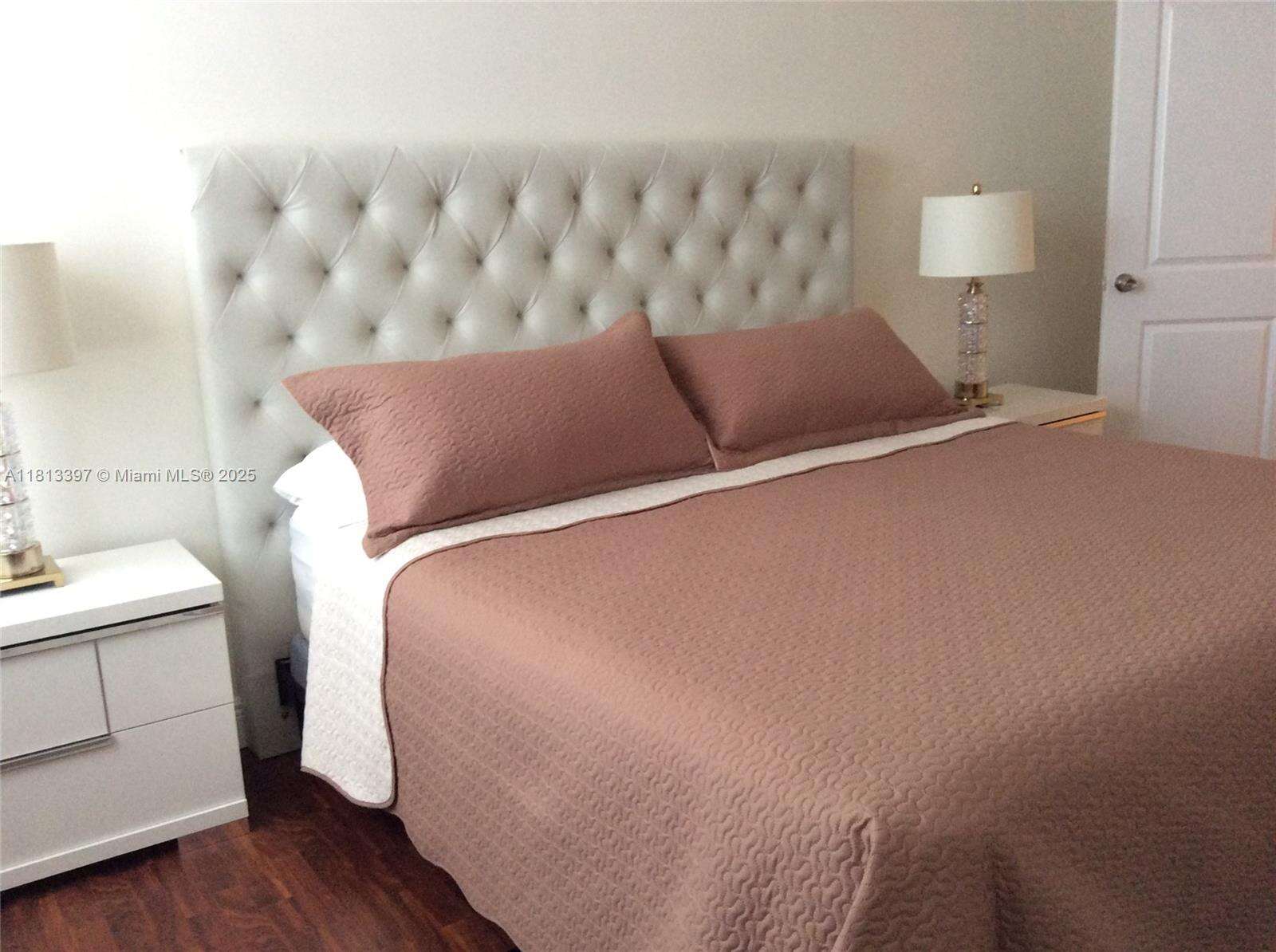 Decoplage at 100 Lincoln Rd, Miami Beach, FL 33139 - For Sale photo 1