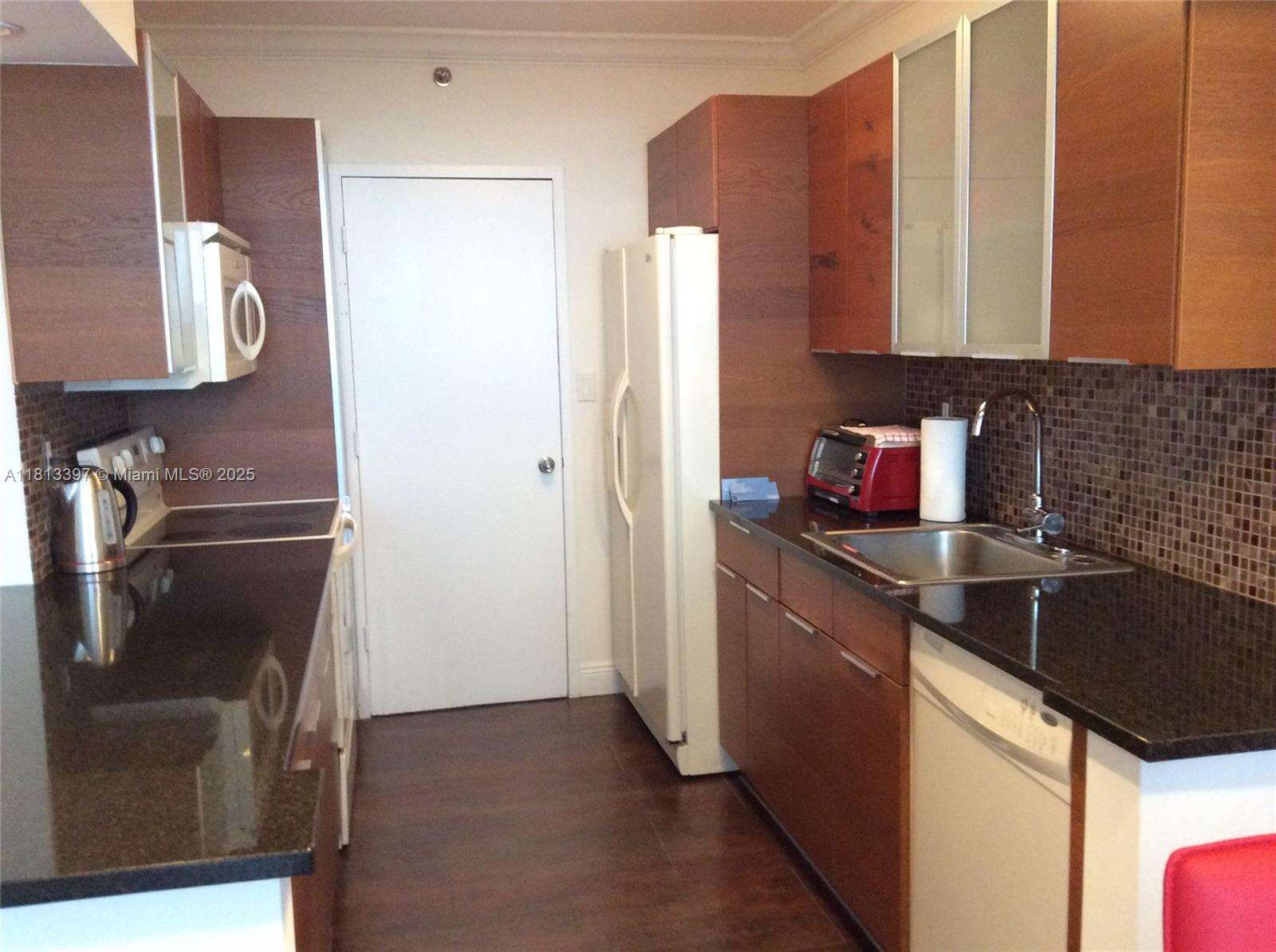 Decoplage at 100 Lincoln Rd, Miami Beach, FL 33139 - For Sale photo 3
