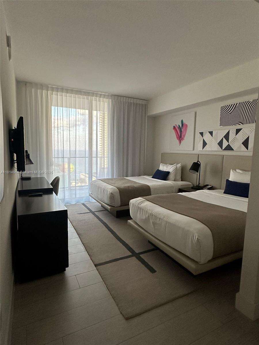 Hyde Beach House at 4010 Ocean Dr, Hollywood, FL 33019 - For Sale photo 5