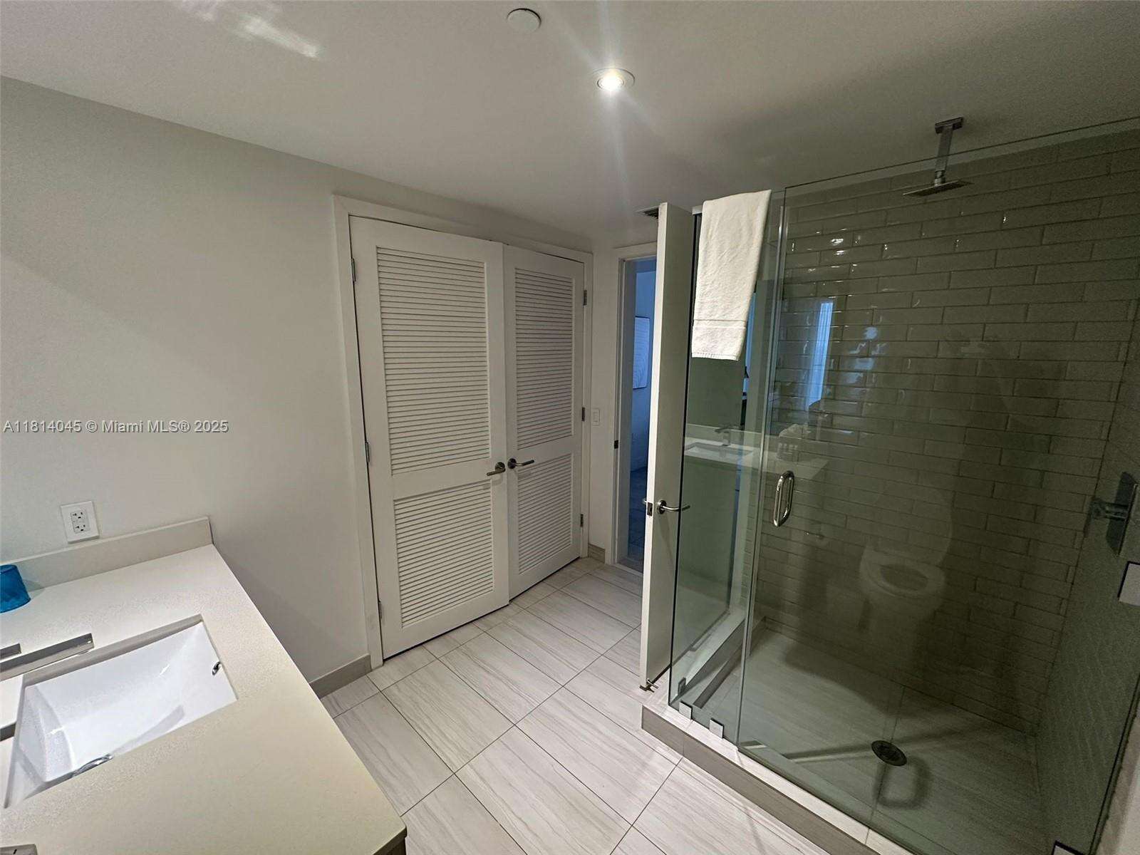 Hyde Beach House at 4010 Ocean Dr, Hollywood, FL 33019 - For Sale photo 10