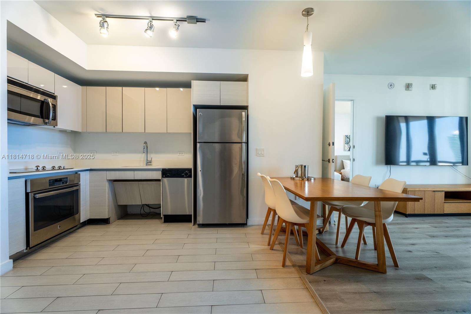 Beachwalk Condo at 2602 Hallandale Beach Blvd, Hallandale Beach, FL 33009 - For Sale photo 25
