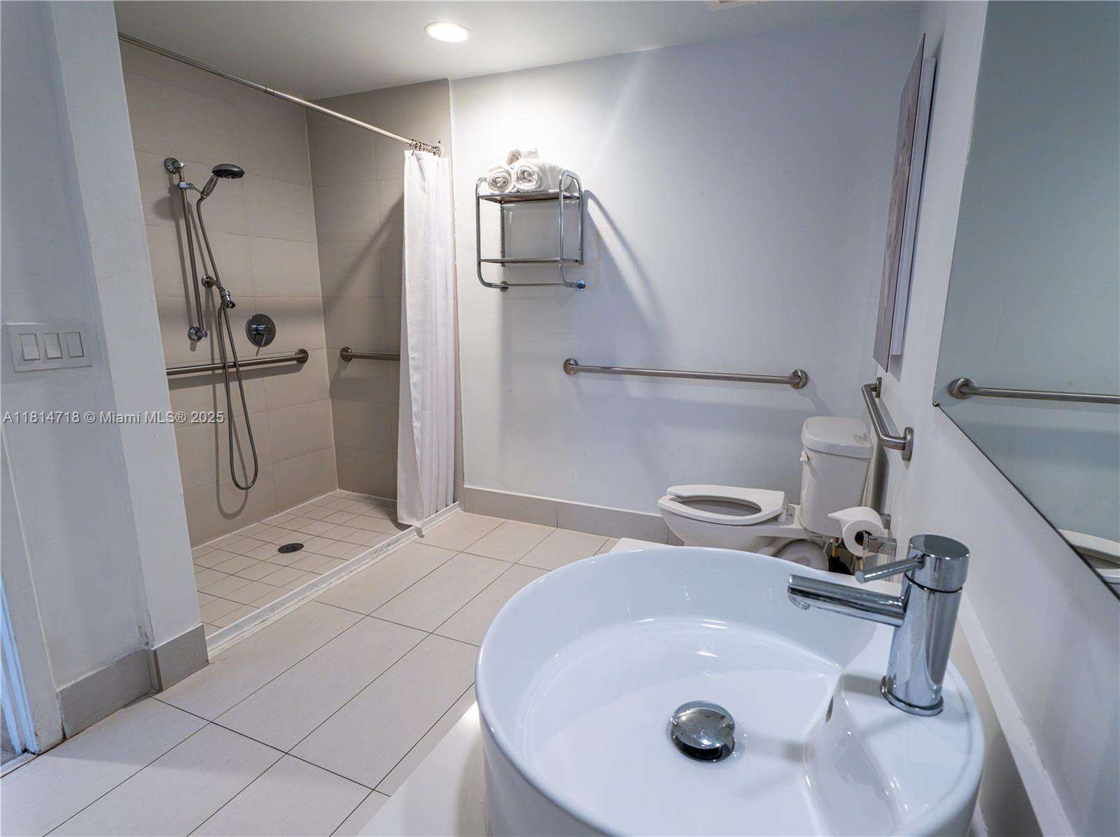 Beachwalk Condo at 2602 Hallandale Beach Blvd, Hallandale Beach, FL 33009 - For Sale photo 10