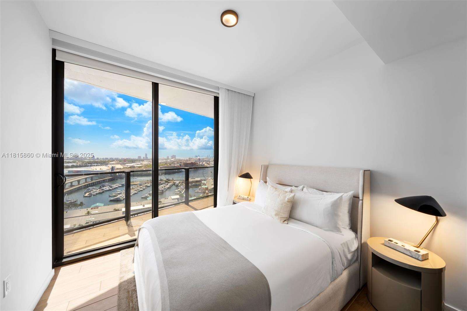 398 NE 5TH STREET - 398 5th St, Miami, FL 33132 | Picture 11