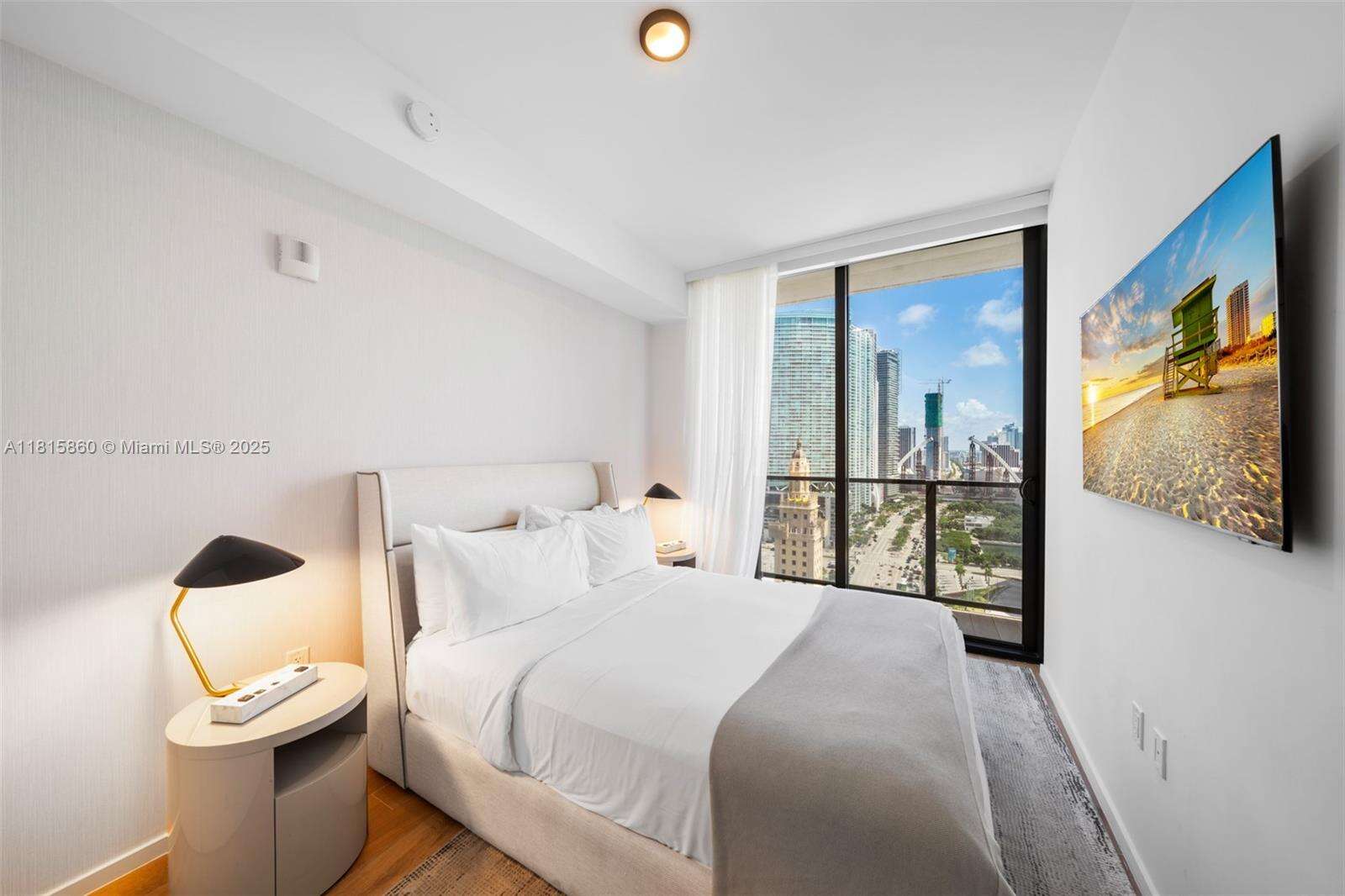 398 NE 5TH STREET - 398 5th St, Miami, FL 33132 | Picture 18