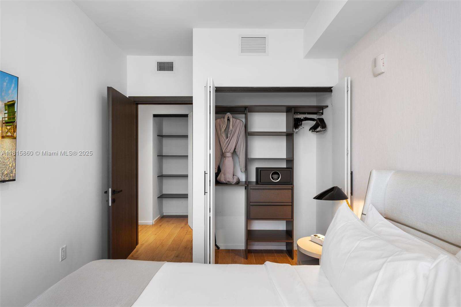 398 NE 5TH STREET - 398 5th St, Miami, FL 33132 | Picture 20