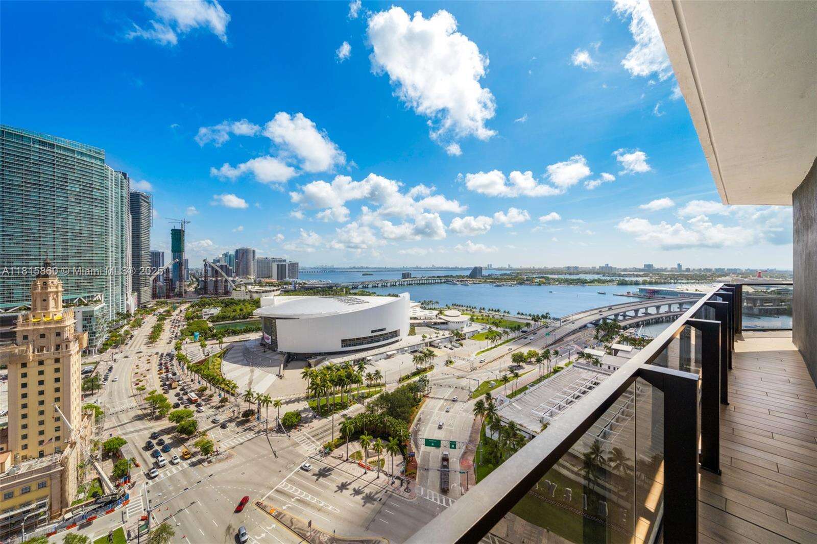 398 NE 5TH STREET - 398 5th St, Miami, FL 33132 | Picture 3