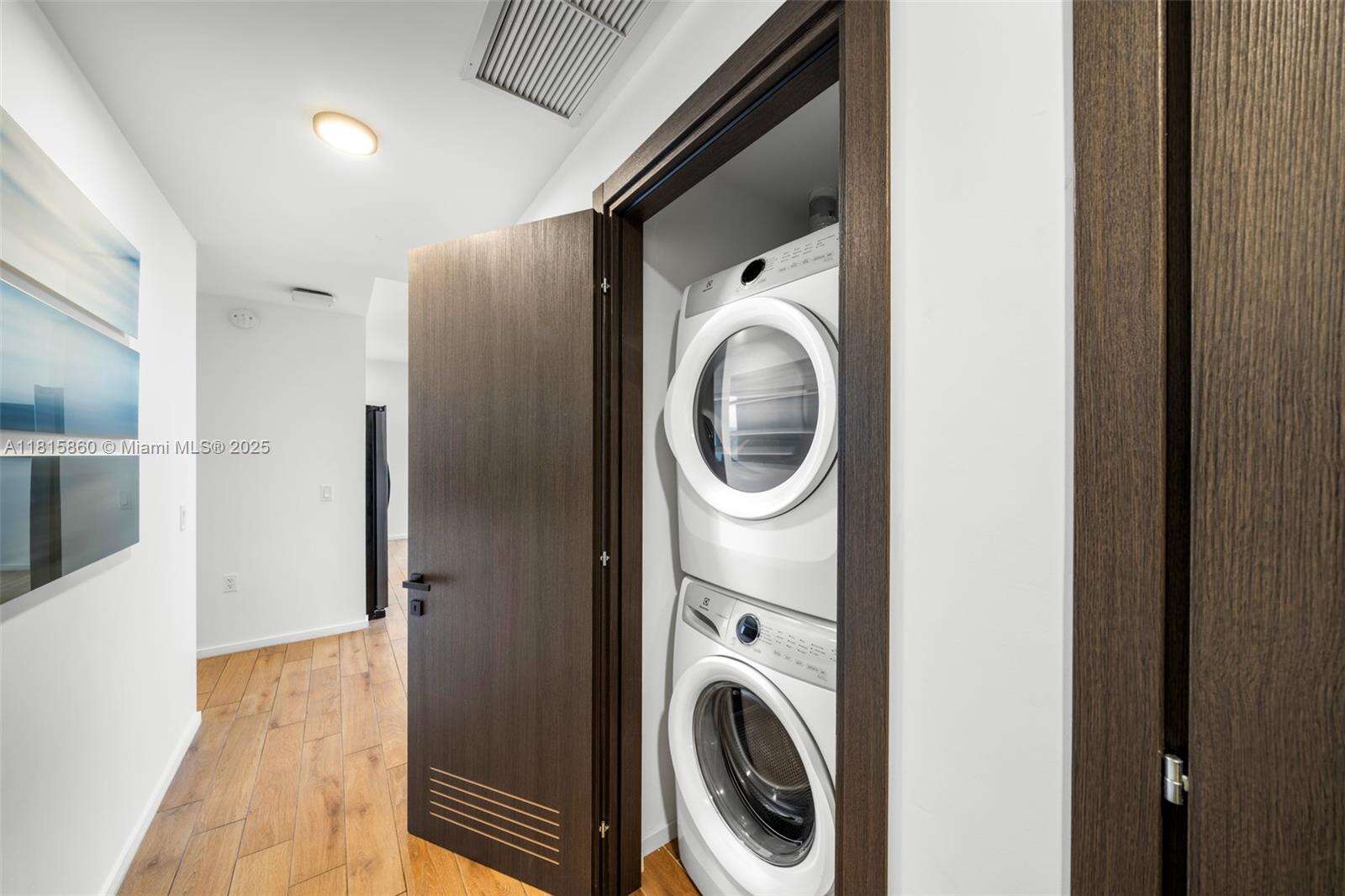 398 NE 5TH STREET - 398 5th St, Miami, FL 33132 | Picture 28