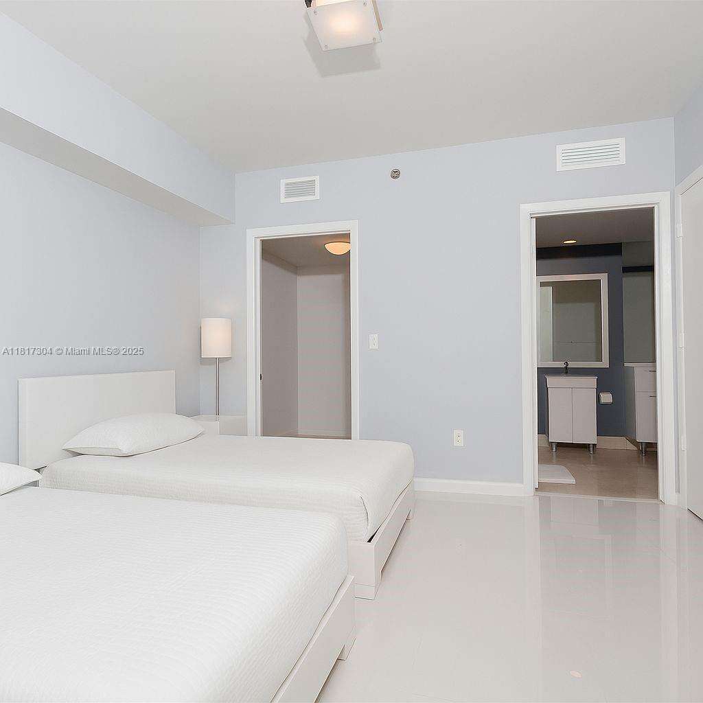 ICON BRICKELL NO TWO - 495 Brickell Ave, Miami, FL 33131 | Picture 14