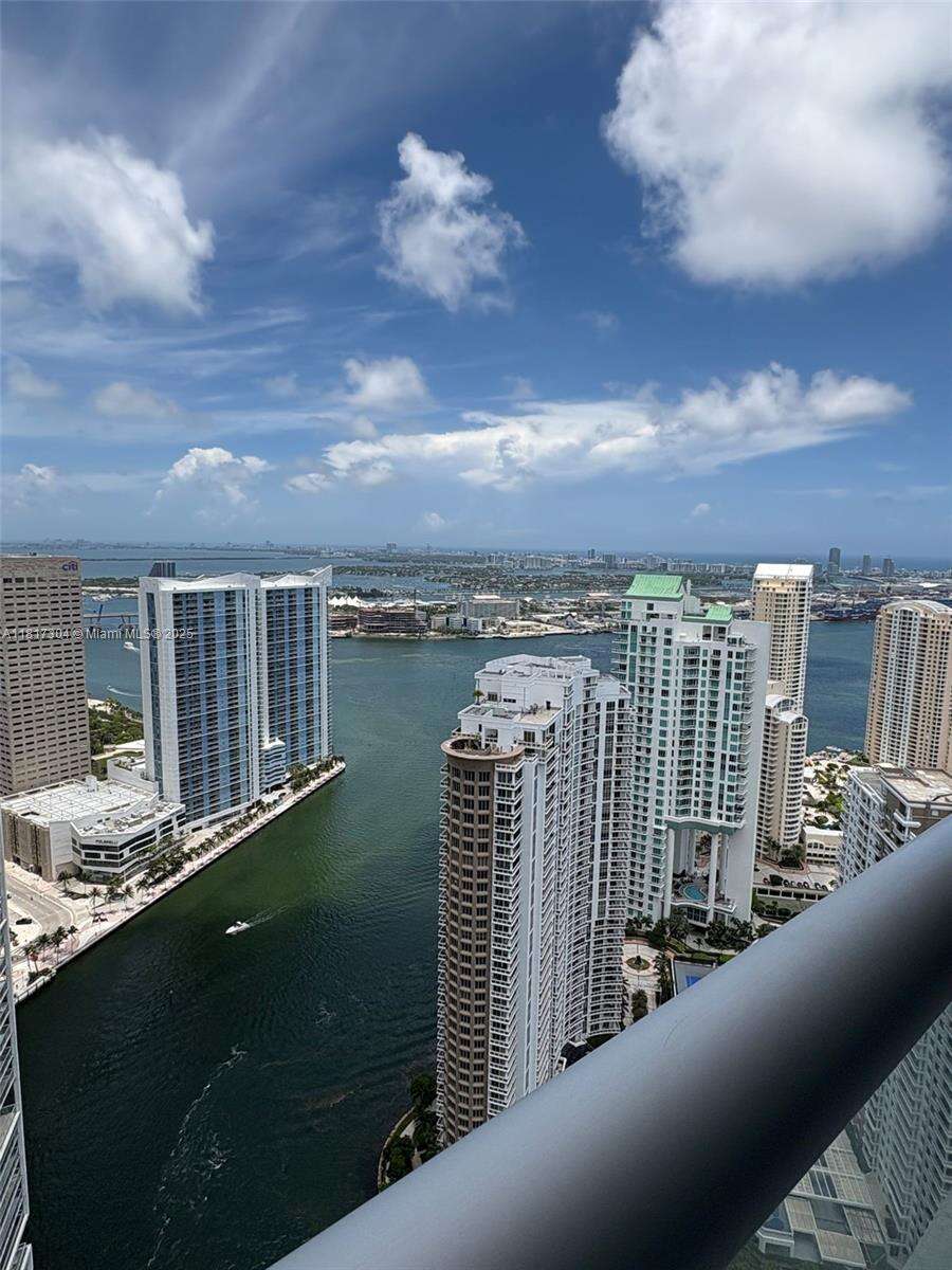 ICON BRICKELL NO TWO - 495 Brickell Ave, Miami, FL 33131 | Picture 19