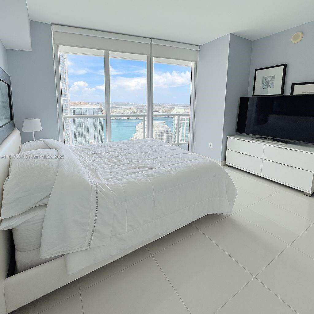 ICON BRICKELL NO TWO - 495 Brickell Ave, Miami, FL 33131 | Picture 10