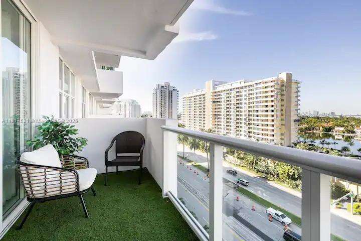 The Pavilion at 5601 Collins Ave, Miami Beach, FL 33140 - For Sale photo 1