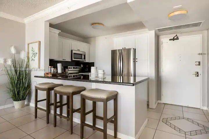 The Pavilion at 5601 Collins Ave, Miami Beach, FL 33140 - For Sale photo 6