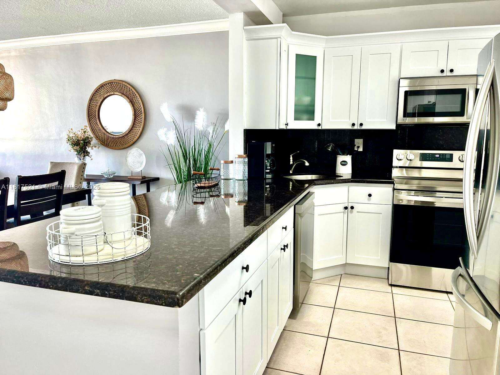 The Pavilion at 5601 Collins Ave, Miami Beach, FL 33140 - For Sale photo 7