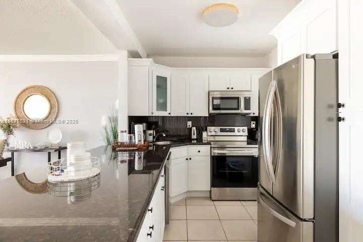 The Pavilion at 5601 Collins Ave, Miami Beach, FL 33140 - For Sale photo 9
