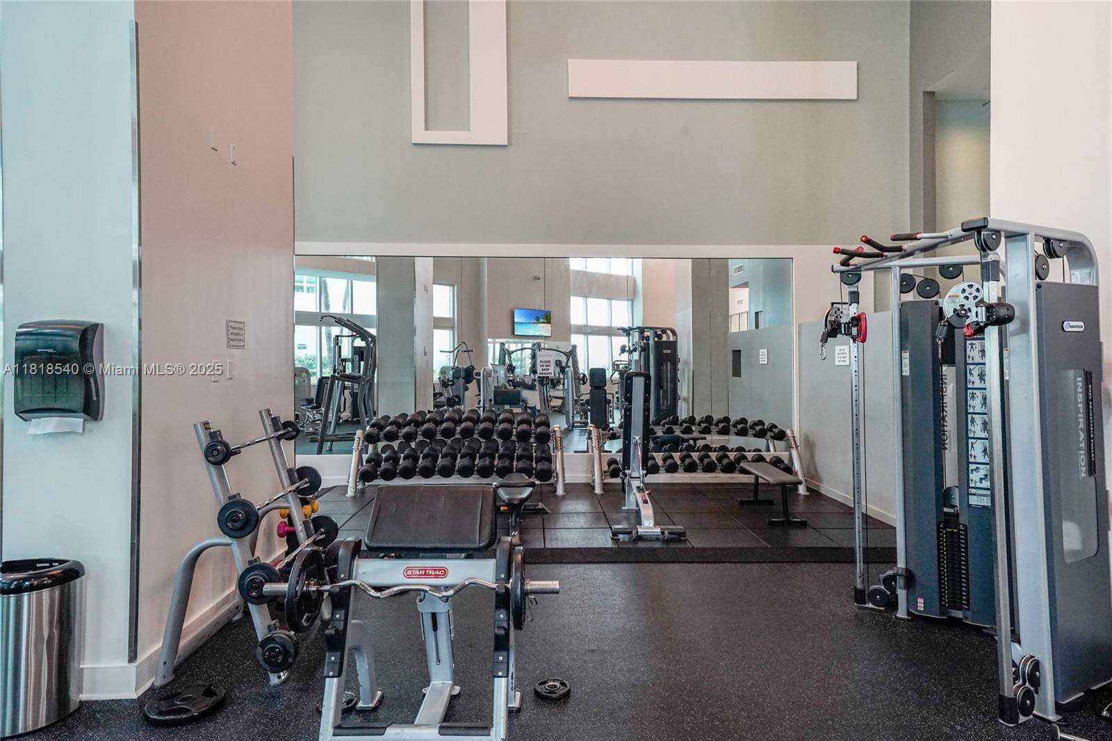 Quantum On The Bay at 1900 Bayshore Dr, Miami, FL 33132 - For Sale photo 23