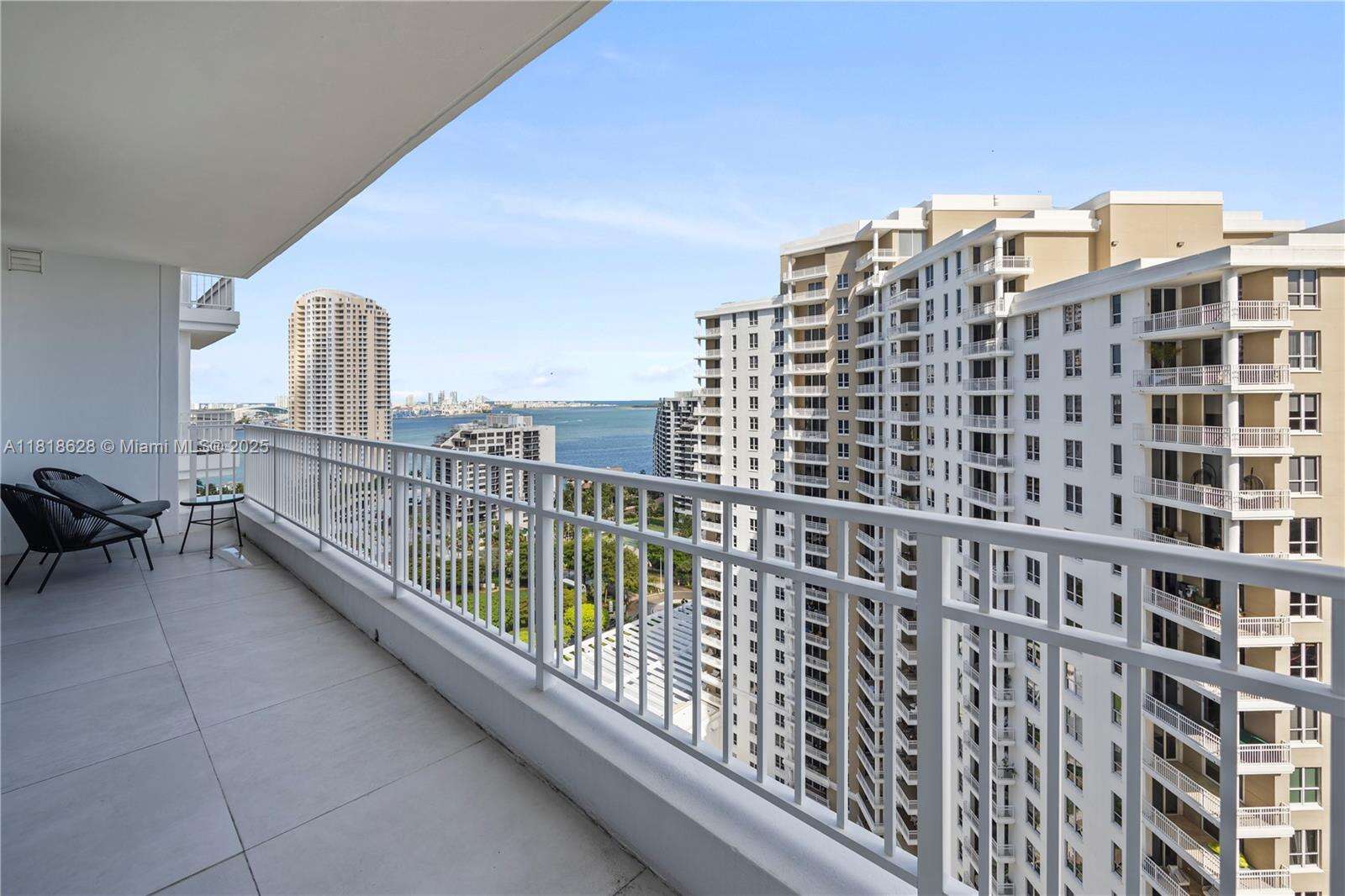 COURTS BRICKELL KEY - 801 Brickell Key Blvd, Miami, FL 33131 | Picture 2