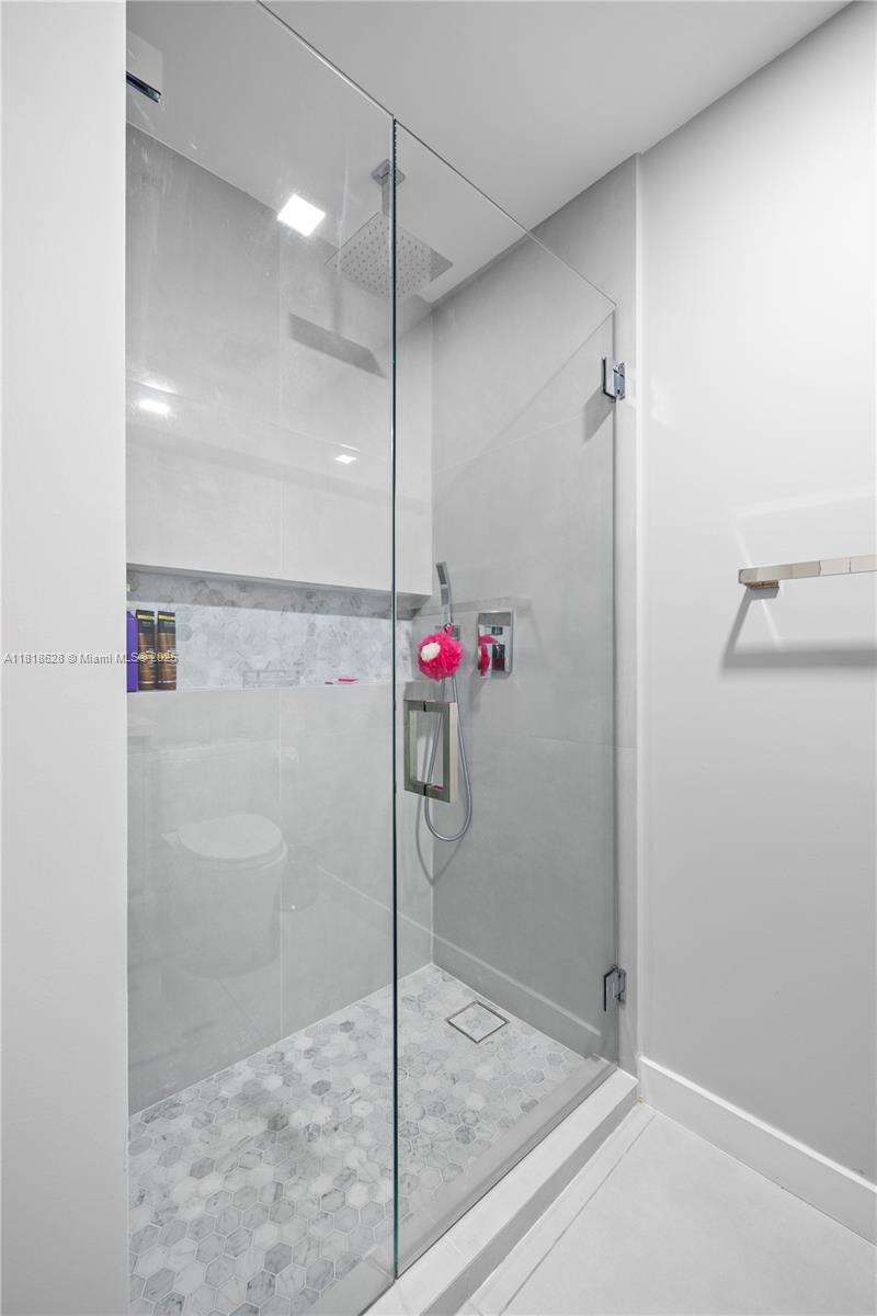 COURTS BRICKELL KEY - 801 Brickell Key Blvd, Miami, FL 33131 | Picture 24