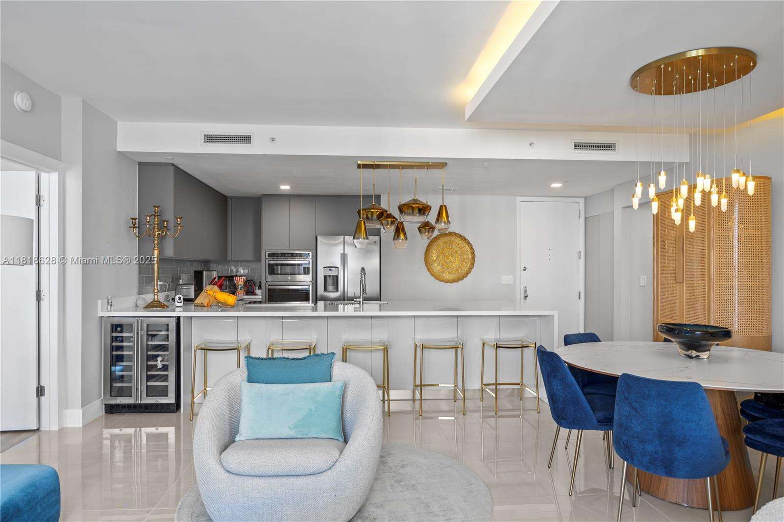 COURTS BRICKELL KEY - 801 Brickell Key Blvd, Miami, FL 33131 | Picture 4