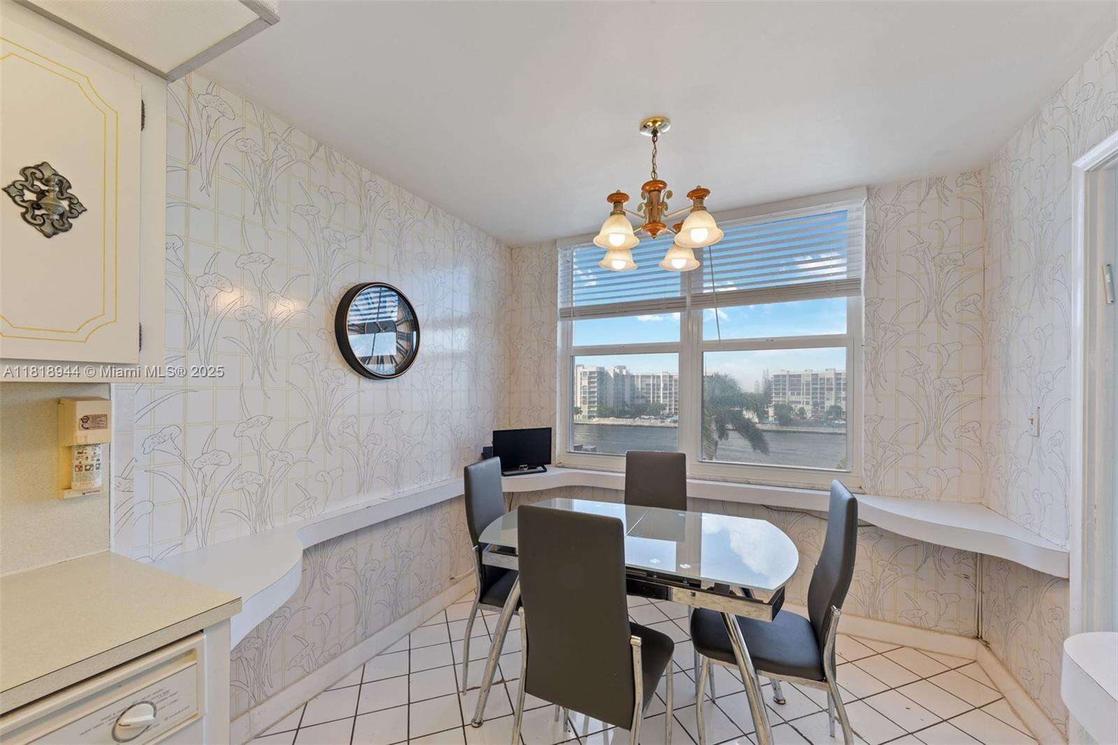 Aquarius at 2751 Ocean Dr, Hollywood, FL 33019 - For Sale photo 14
