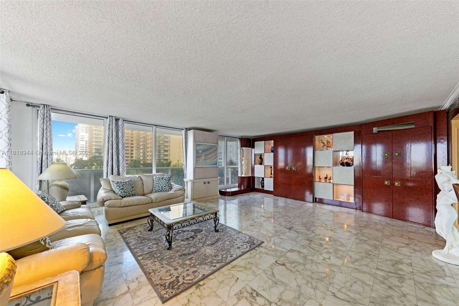 Aquarius at 2751 Ocean Dr, Hollywood, FL 33019 - For Sale photo 5