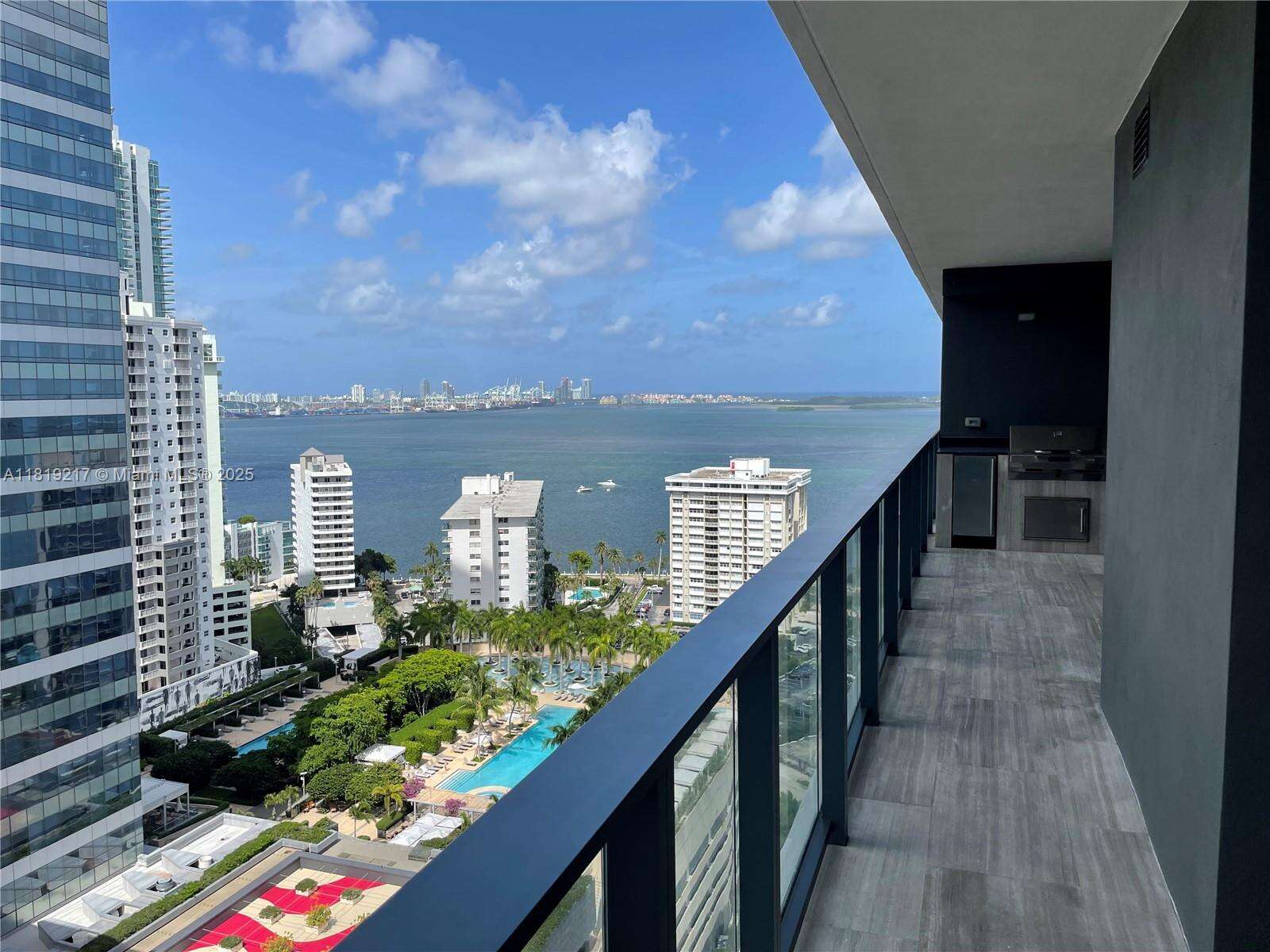 Echo Brickell at 1451 Brickell Ave, Miami, FL 33131 - For Sale photo 14