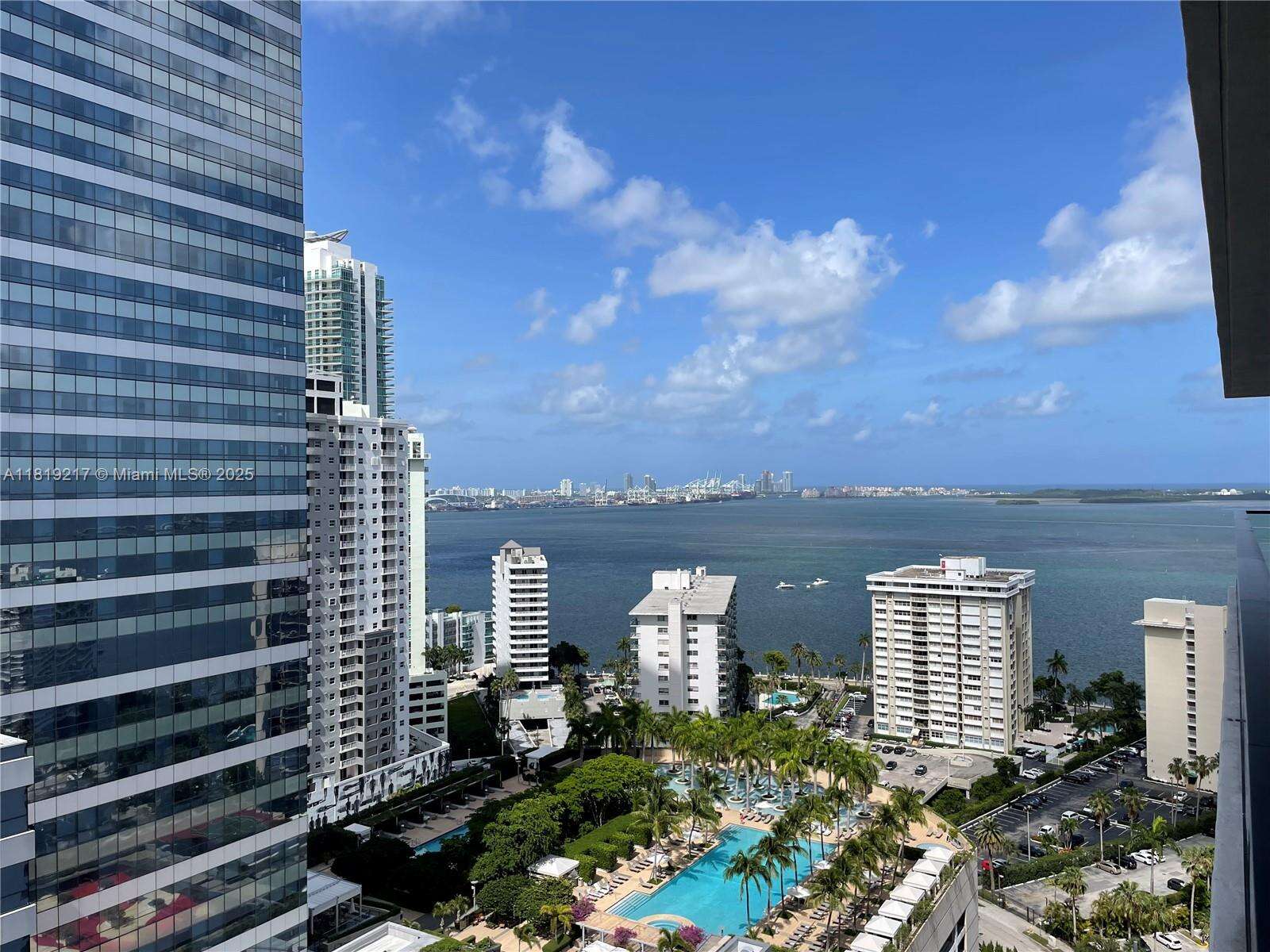 Echo Brickell at 1451 Brickell Ave, Miami, FL 33131 - For Sale photo 19