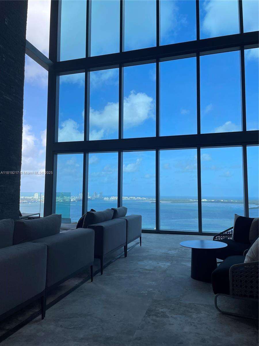Echo Brickell at 1451 Brickell Ave, Miami, FL 33131 - For Sale photo 24