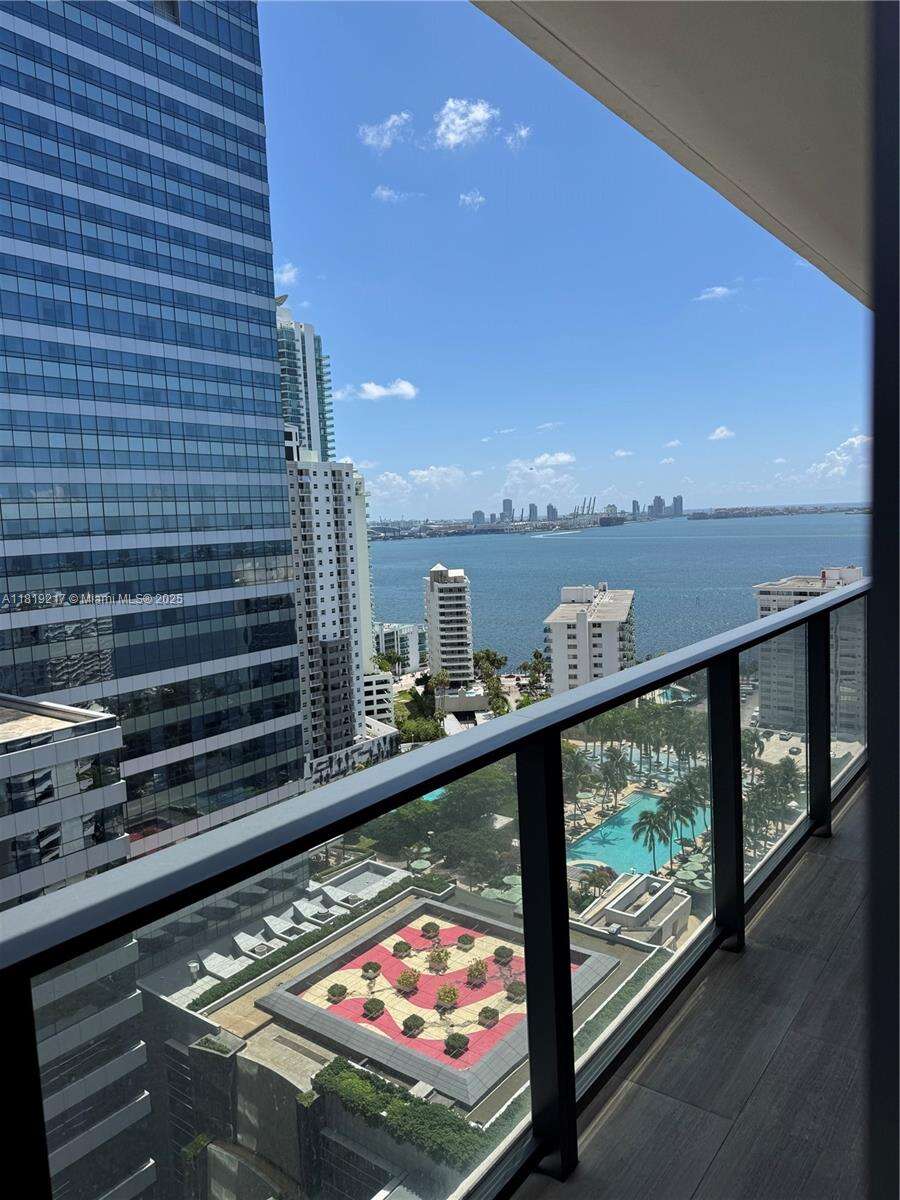 Echo Brickell at 1451 Brickell Ave, Miami, FL 33131 - For Sale photo 26