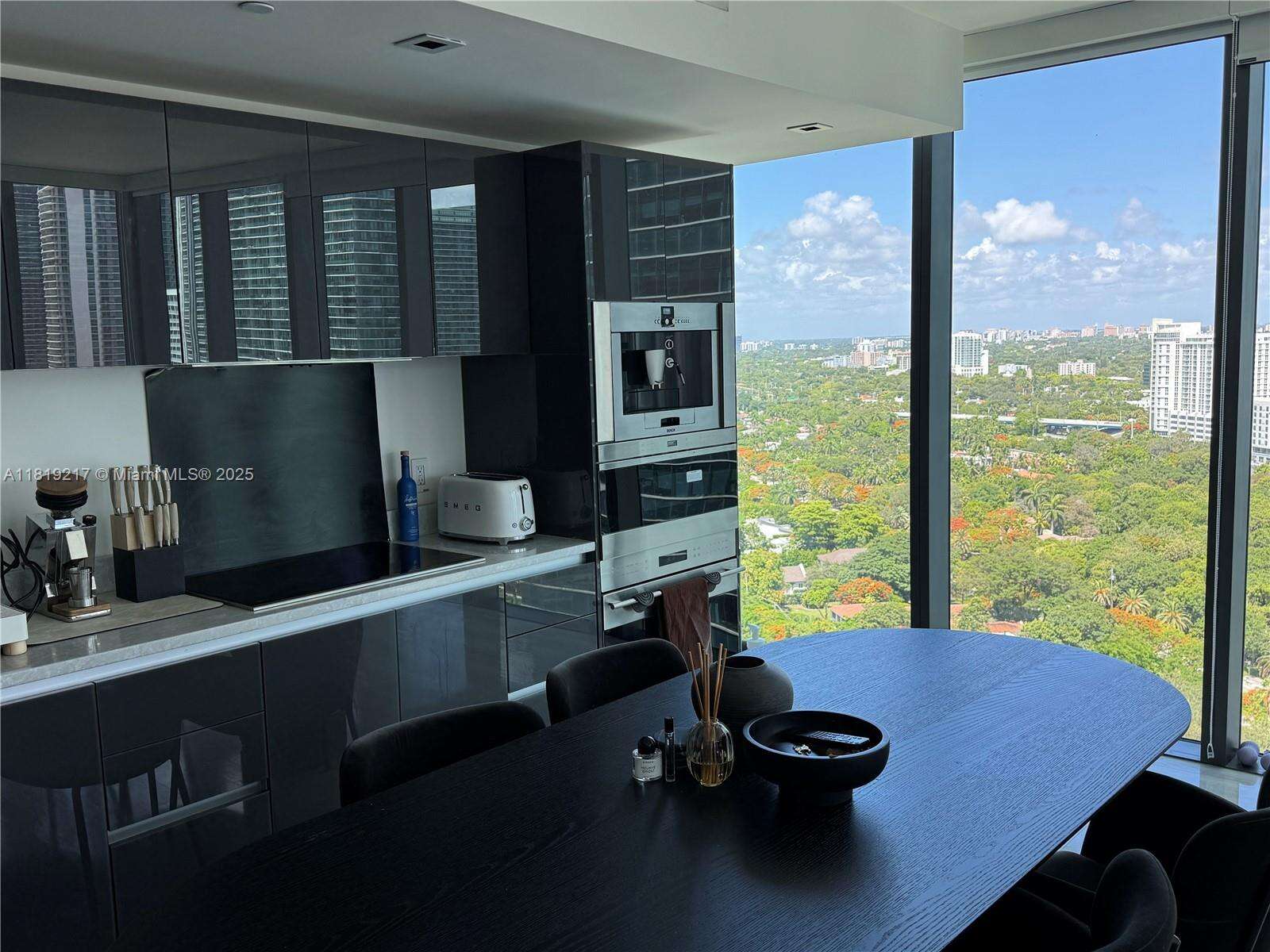 Echo Brickell at 1451 Brickell Ave, Miami, FL 33131 - For Sale photo 7