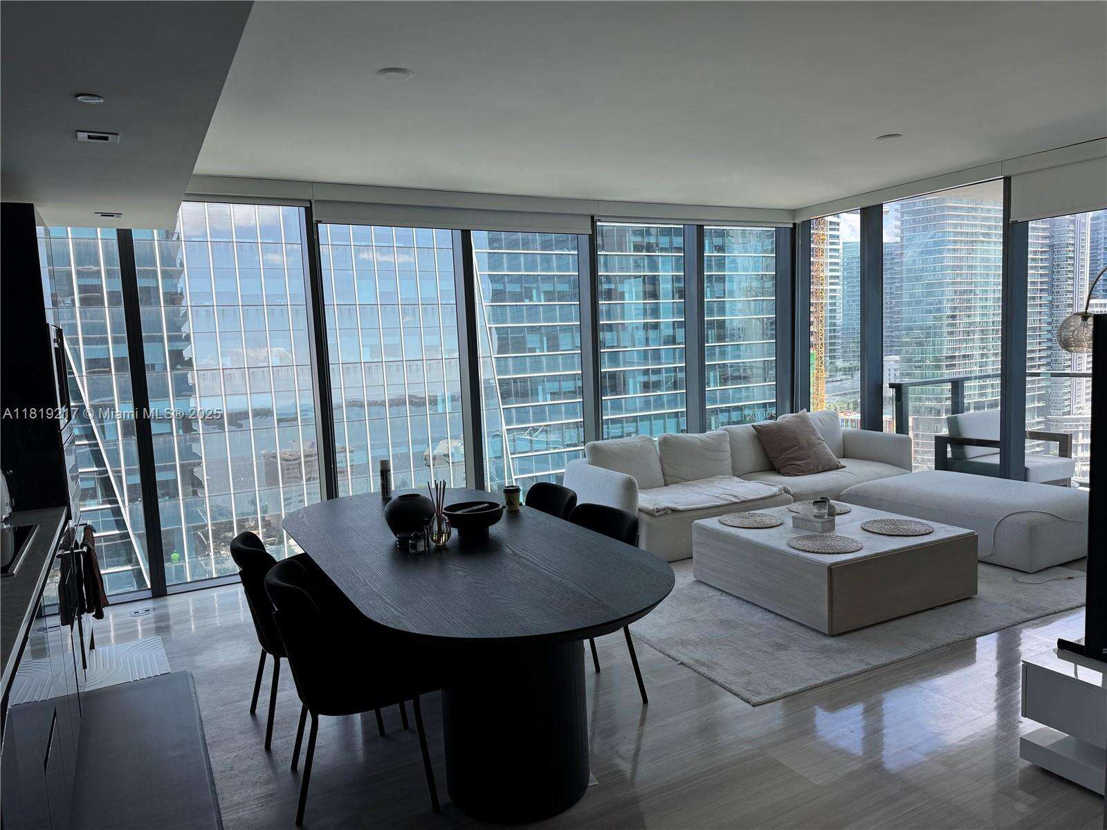 Echo Brickell at 1451 Brickell Ave, Miami, FL 33131 - For Sale photo 8