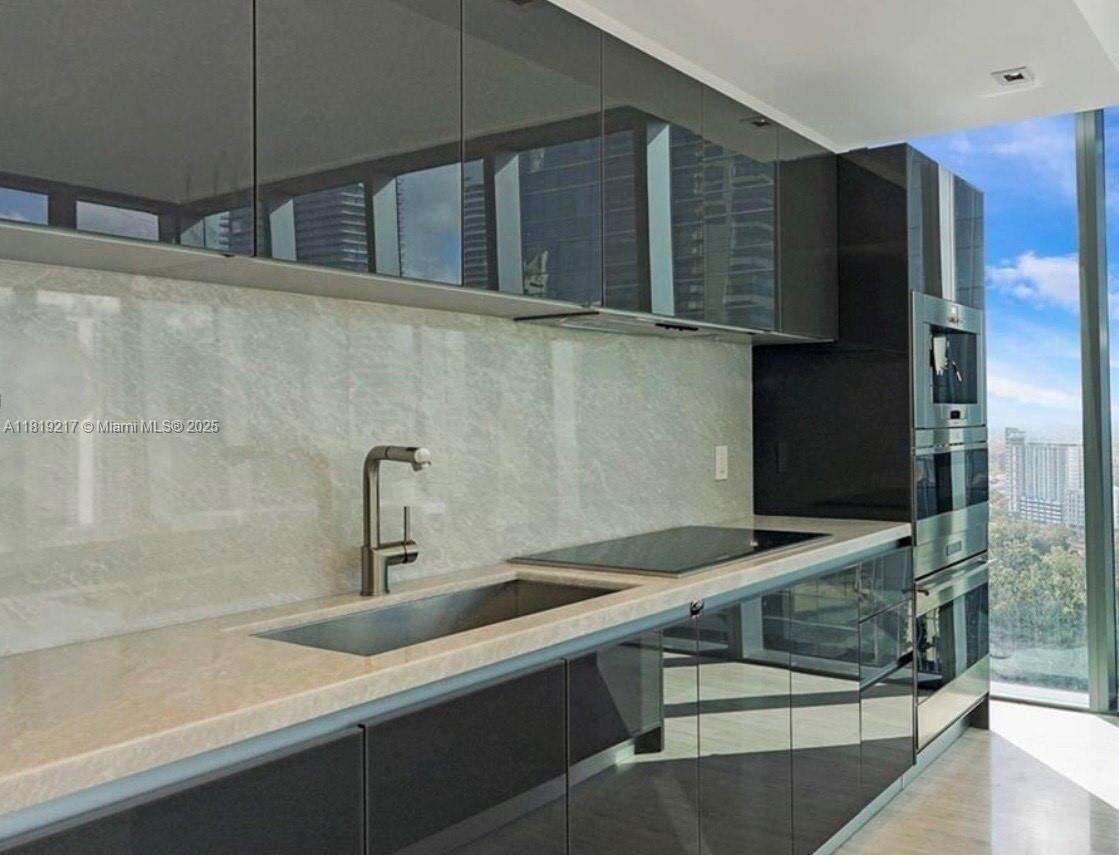 Echo Brickell at 1451 Brickell Ave, Miami, FL 33131 - For Sale photo 10