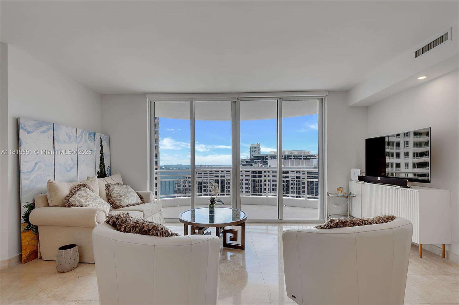 Three Tequesta Point at 848 Brickell Key Dr, Miami, FL 33131 - For Sale photo 8
