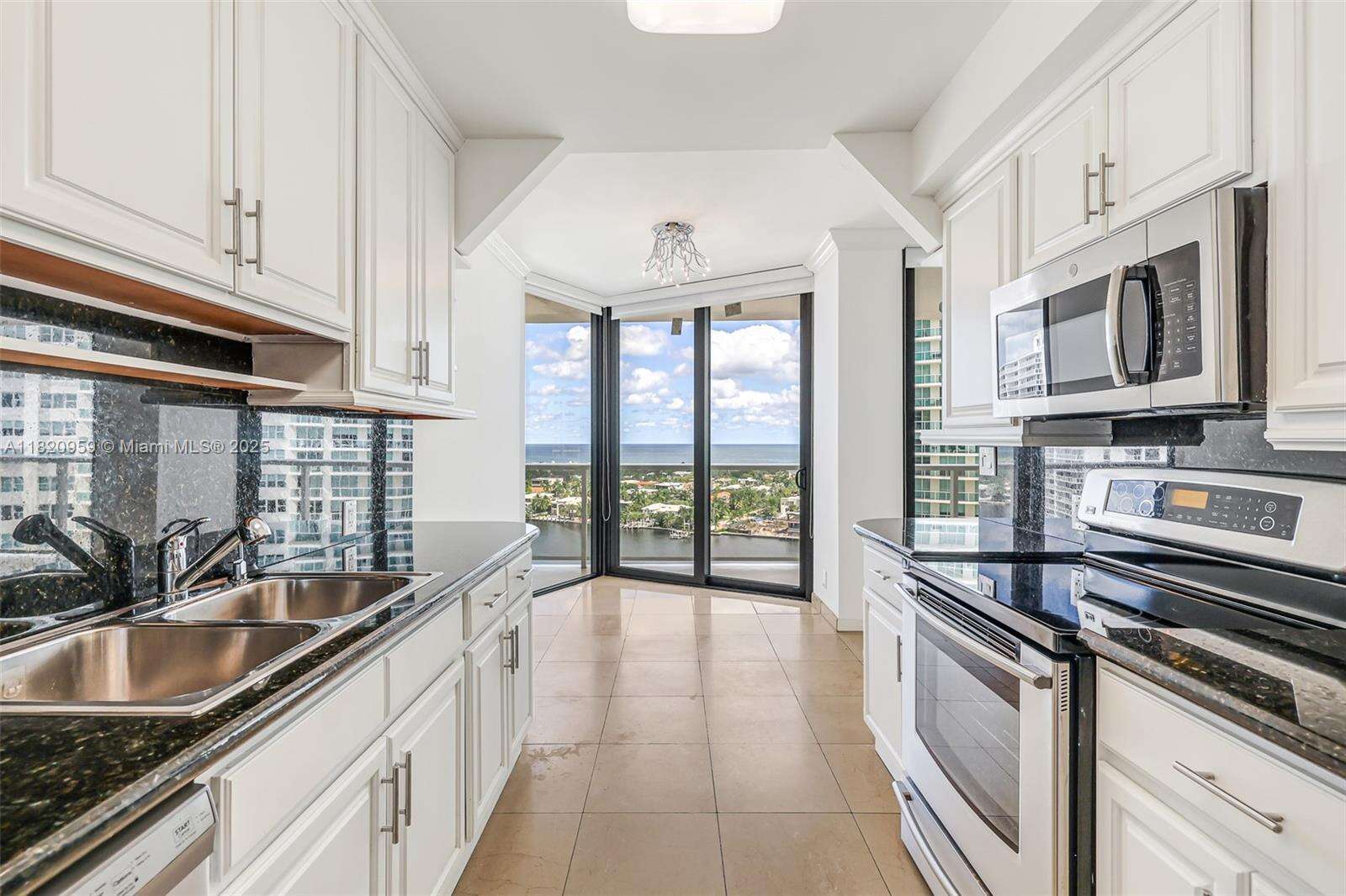 Hamptons West at 20281 Country Club Dr, Aventura, FL 33180 - For Sale photo 18