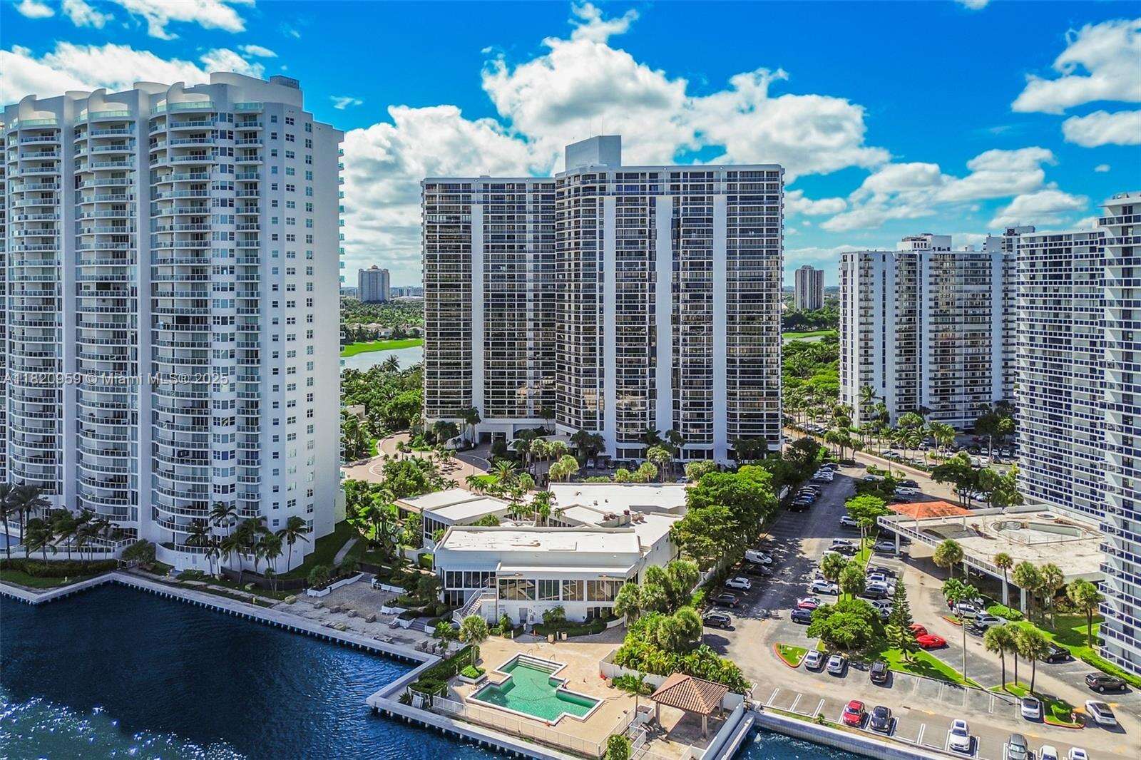 Hamptons West at 20281 Country Club Dr, Aventura, FL 33180 - For Sale photo 43