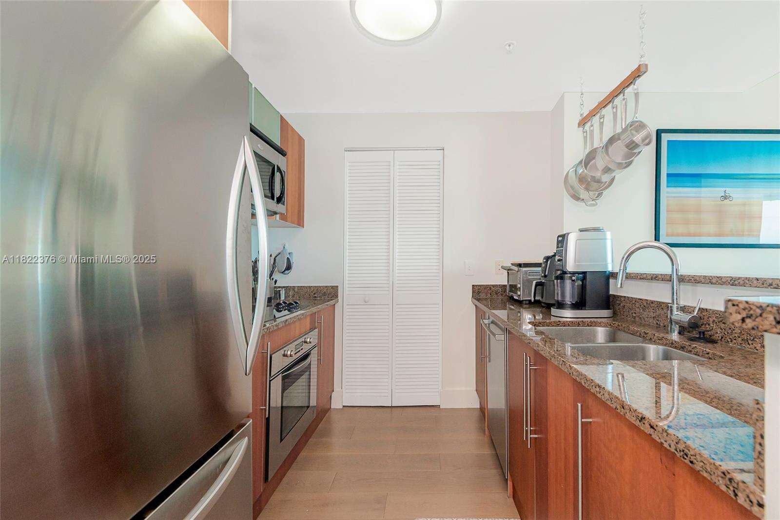Met 1 at 300 Biscayne Blvd, Miami, FL 33131 - For Sale photo 13