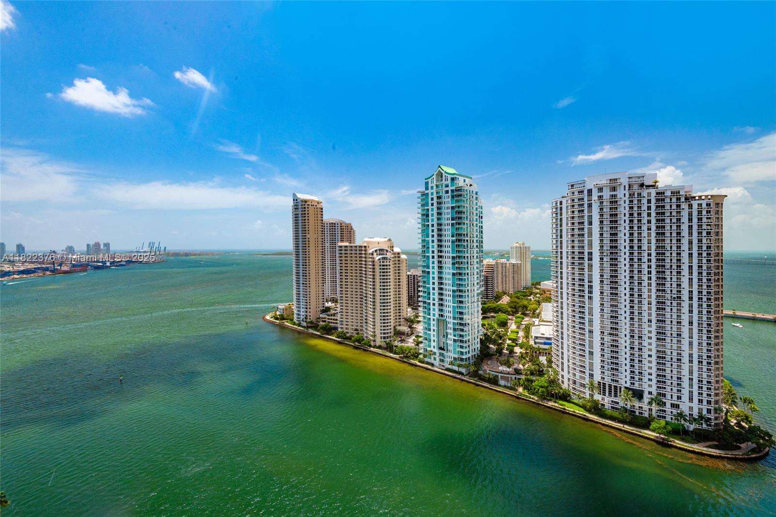 Met 1 at 300 Biscayne Blvd, Miami, FL 33131 - For Sale photo 25